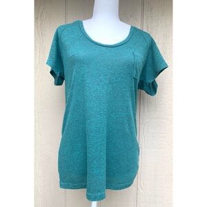 Truly Madly Deeply Scoop Neck Pocket Tee Shirt Small
